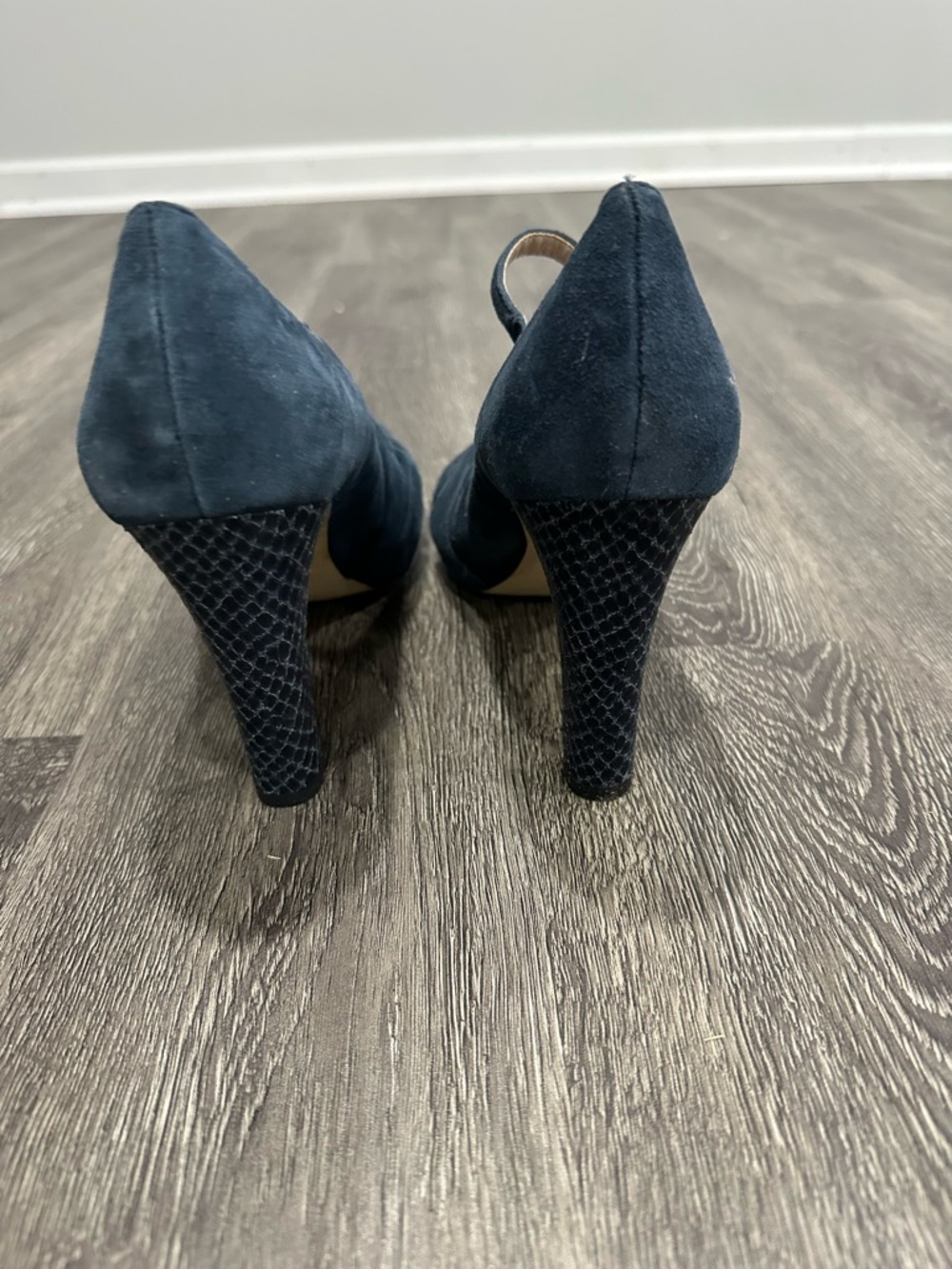 Franco Sarto Dark Blue Suede Peep-Toe Heels Size 10 - Picture 7 of 15